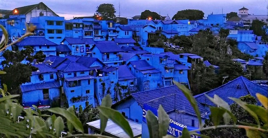 Kampung Biru Arema Indonesia